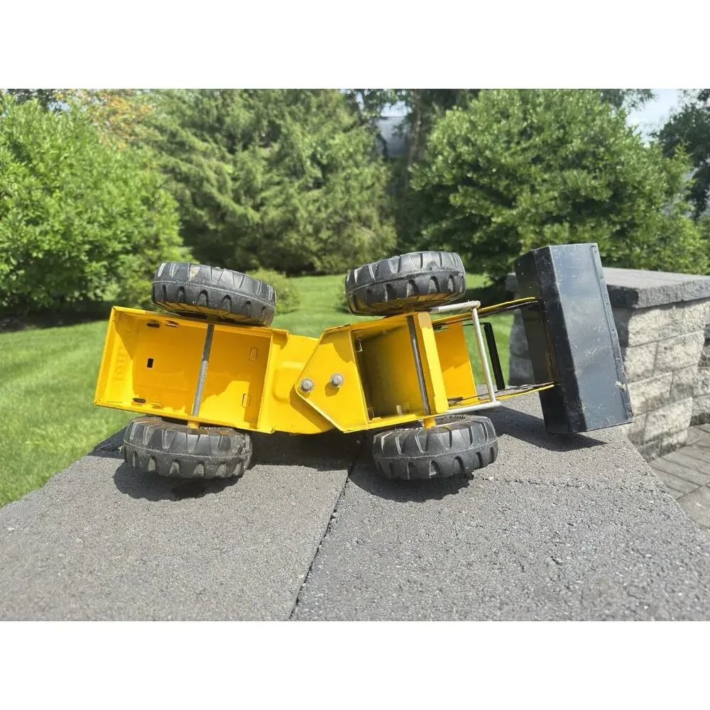 Vintage Tonka Turbo Diesel XMB-975 Front End Loader Pressed Steel